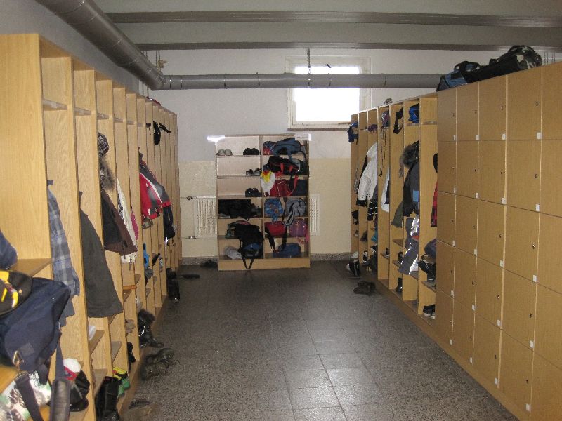 images/historischesSchulhaus/umkleide.jpg#joomlaImage://local-images/historischesSchulhaus/umkleide.jpg?width=800&height=600